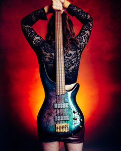 Bassic Instinct